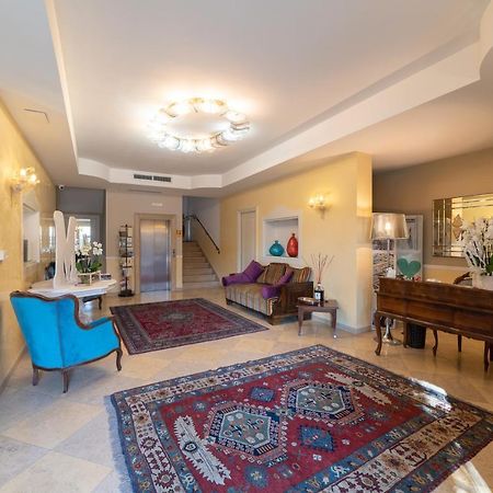 Albergo Minuetto Adria Dış mekan fotoğraf