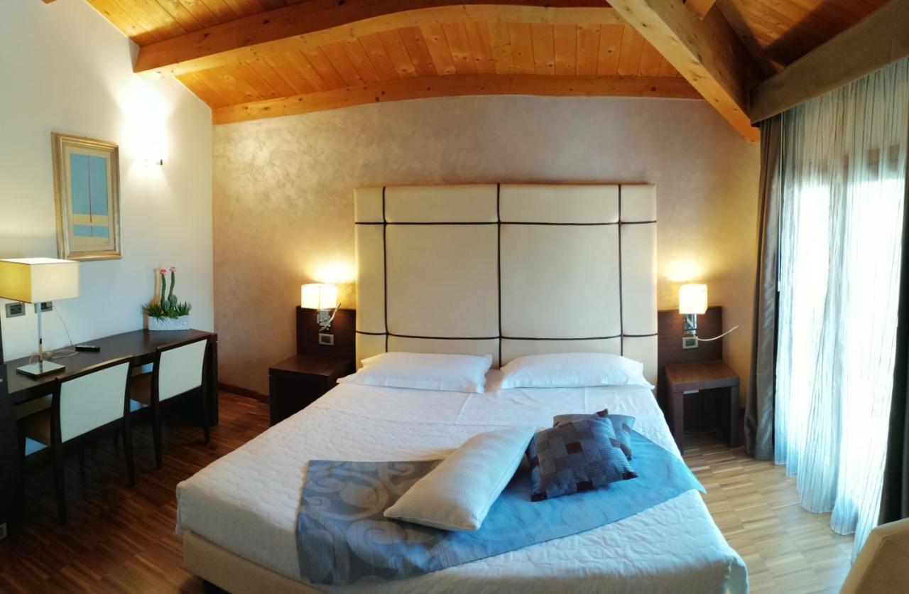 Albergo Minuetto Adria Dış mekan fotoğraf