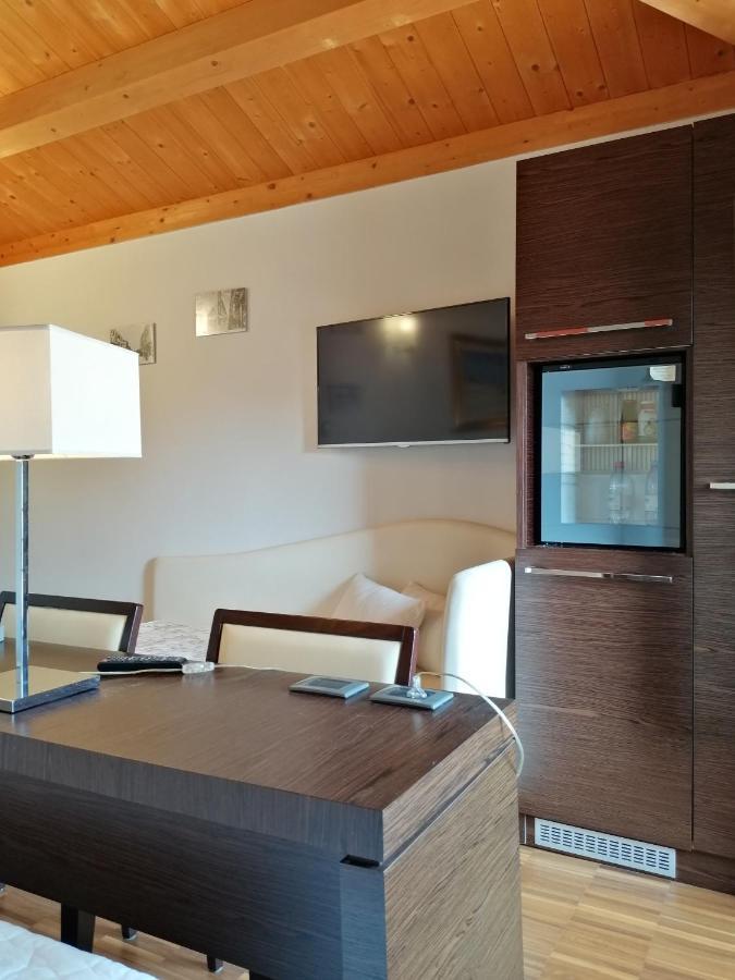 Albergo Minuetto Adria Dış mekan fotoğraf